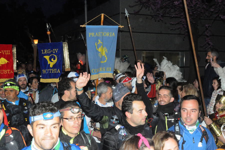 Fotos: Las millas romanas congregan a casi 1.000 personas