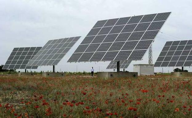Vía libre a 23 proyectos de renovables en Extremadura