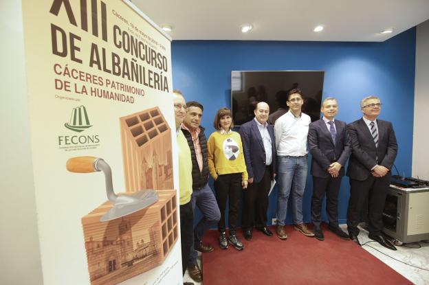 Presentación ayer de la edición del Concurso de Albañilería. :: lorenzo cordero