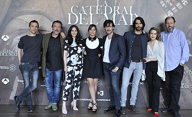 Los protagonistas de la ficción. 