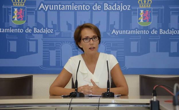 María José Solana, en una rueda de prensa. 