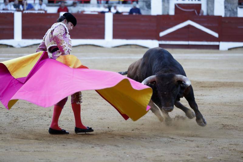 Festejo taurino de las Ferias de San fernando 2018, con Ponce, De Justo y Garrido.