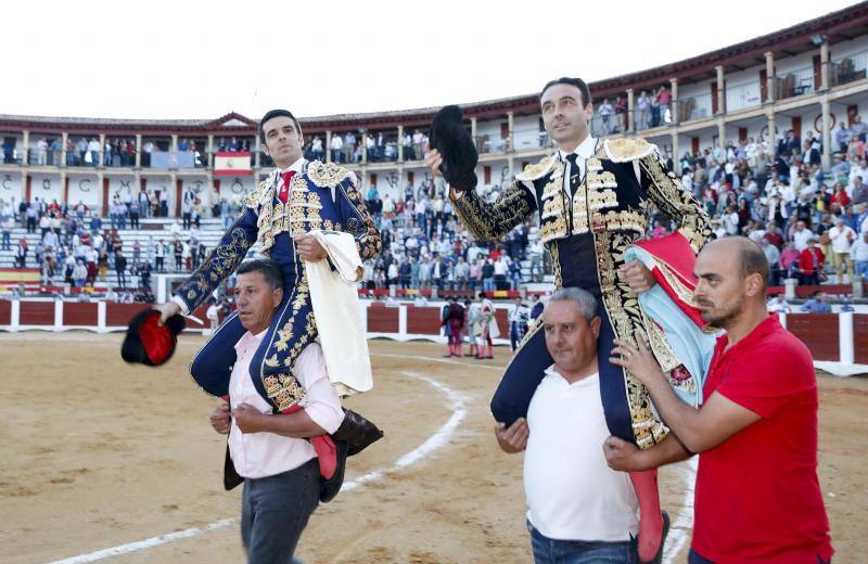 Festejo taurino de las Ferias de San fernando 2018, con Ponce, De Justo y Garrido.