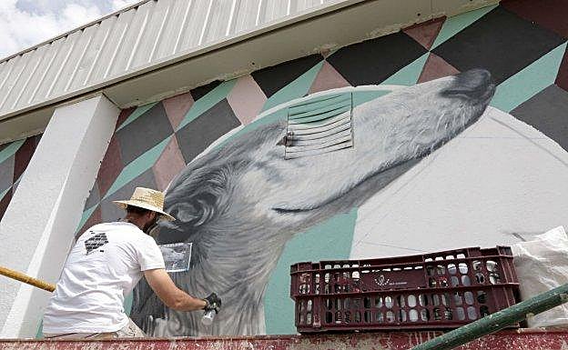 Obra de 'Muro crítico' en Serradilla. 