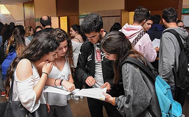 Los alumnos podrán repetir el próximo lunes los exámenes del jueves