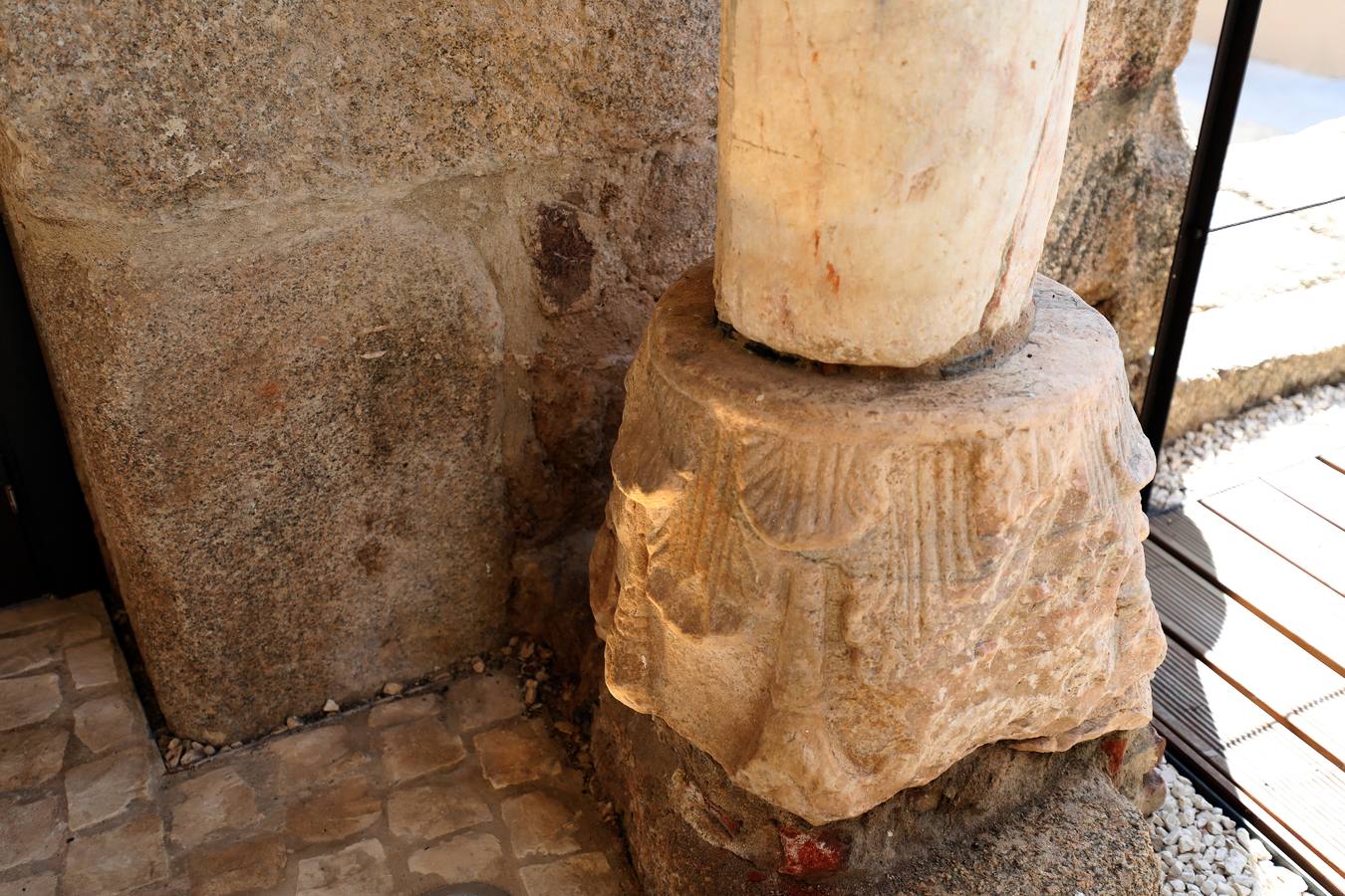 Las visitas, en grupos de 25 personas, serán por la mañana y por la tarde, gratuitas para los emeritenses y costará tres euros para los turistas