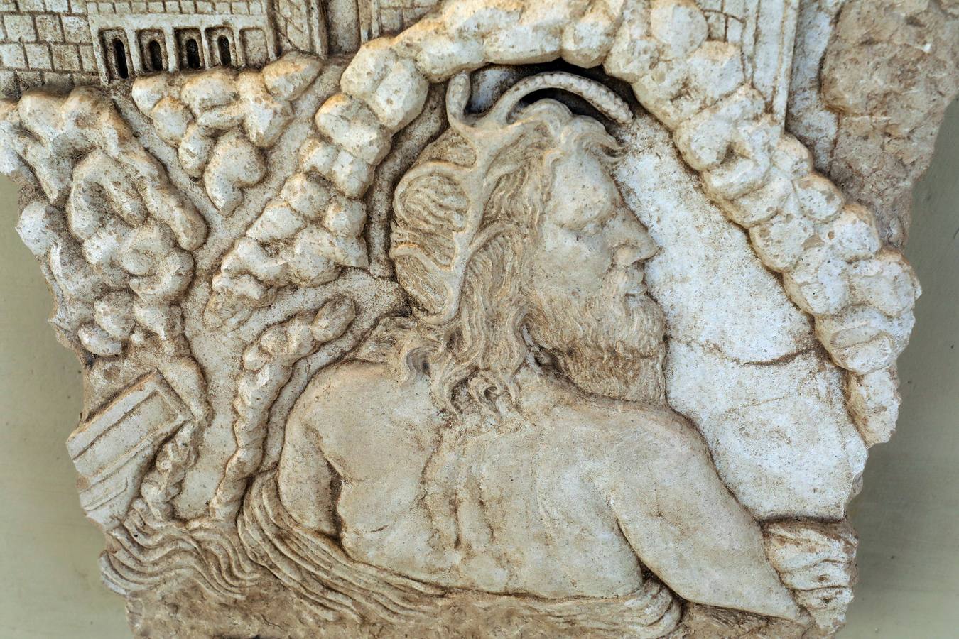 Las visitas, en grupos de 25 personas, serán por la mañana y por la tarde, gratuitas para los emeritenses y costará tres euros para los turistas