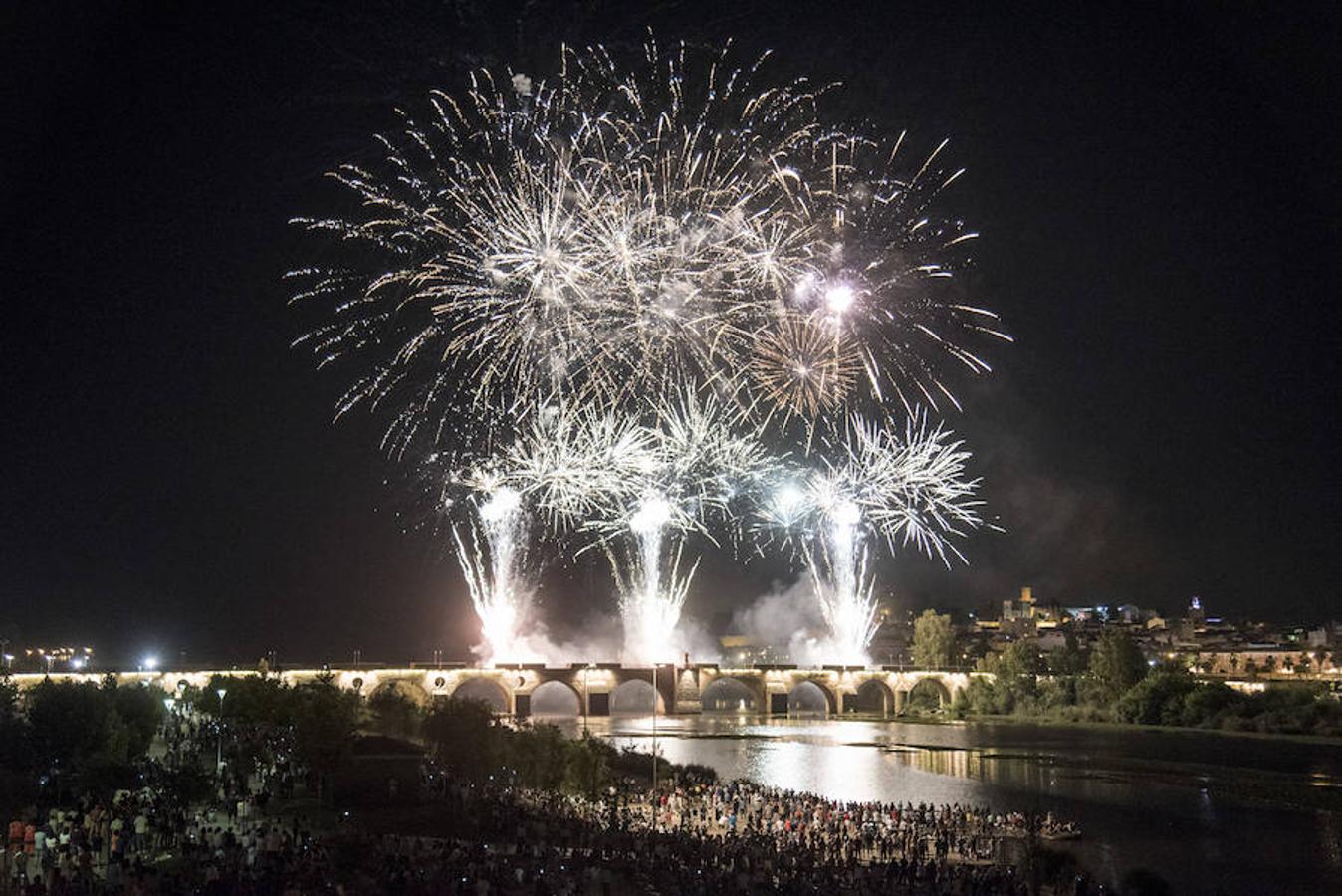 Los pacenses disfrutaron de 25 minutos de fuegos artificiales