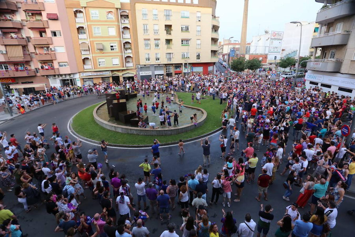 Fotos: Almendralejo celebra el ascenso del Extremadura