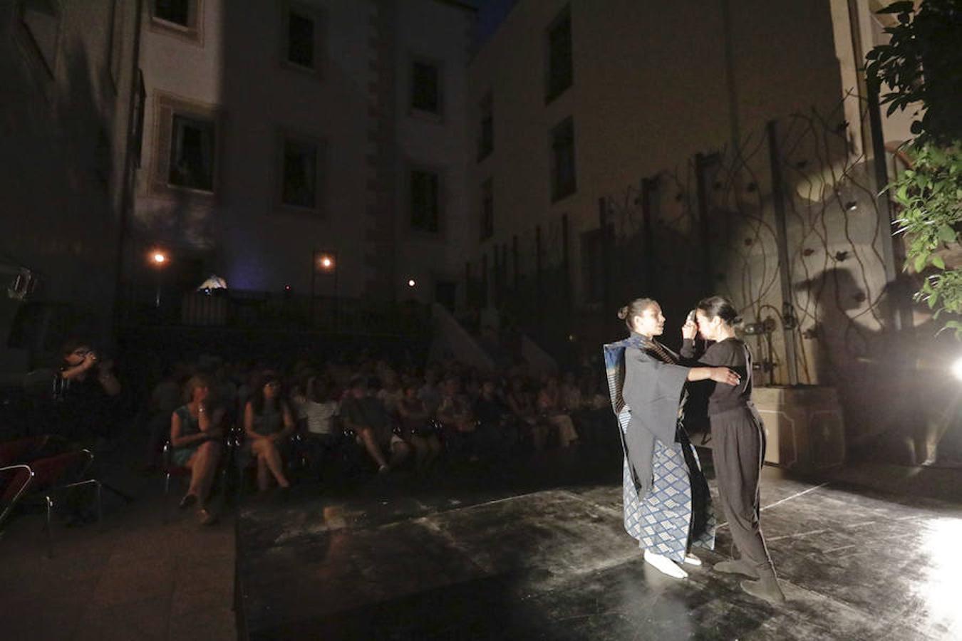 El patio del palacio de Golfines de Abajo se estrenó como lugar abierto a la ciudad