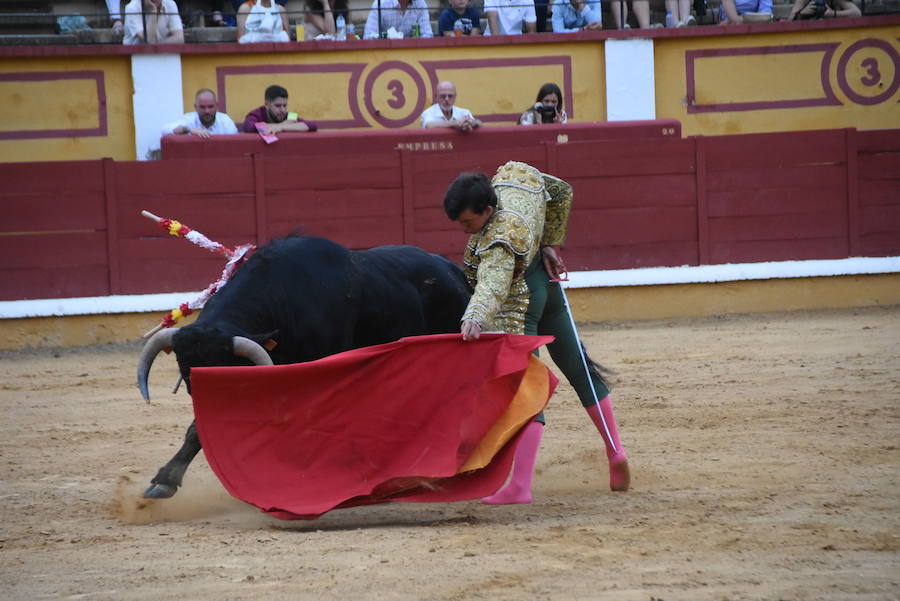 La plaza no llegó a un cuarto de su aforo