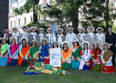 Imagen secundaria 1 - Grupos de Badajoz, Argentina y Eslovaquia.