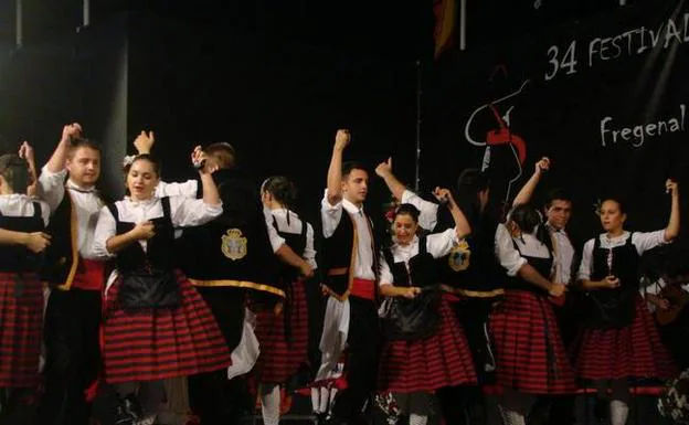Bielorrusia, Azerbaiyán y Fregenal, en el festival de folclore en Badajoz