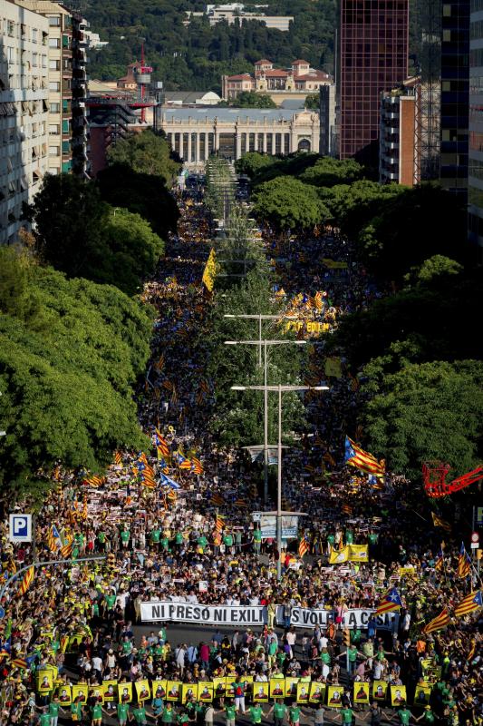 El expresident Puigdemont respalda en un mensaje desde Hamburgo la convocatoria de la ANC, Òmnium Cultural y la Asociación de Derechos Civiles de Cataluña