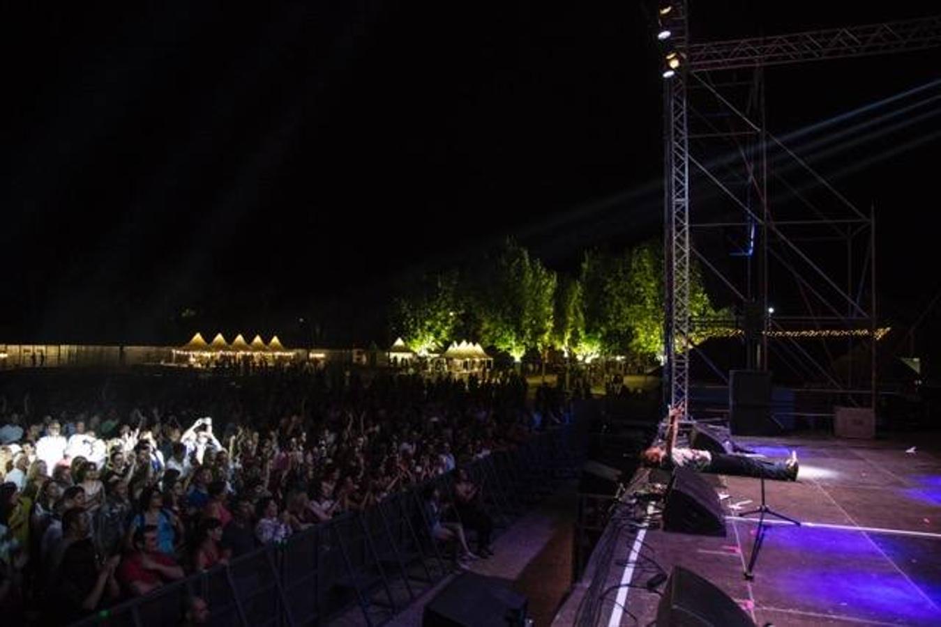 La segunda jornada del Everlife Festival de Montijo (Badajoz) ha reunido este pasado sábado a más de 7.000 personas 