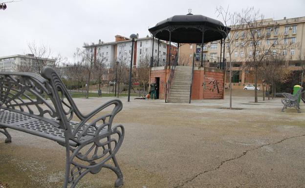 Más de 600 firmas piden una zona canina en el parque Fernando Turégano de Mejostilla, en Cáceres