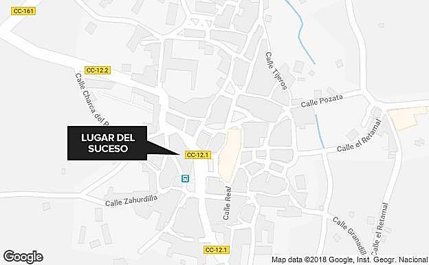 Un hombre de 77 años, herido tras chocar su turismo contra una pared en Oliva de Plasencia