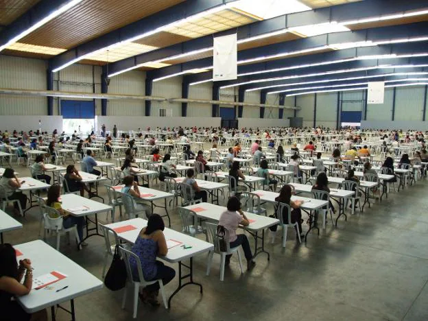 Examen de oposición en Extremadura. :: HOY