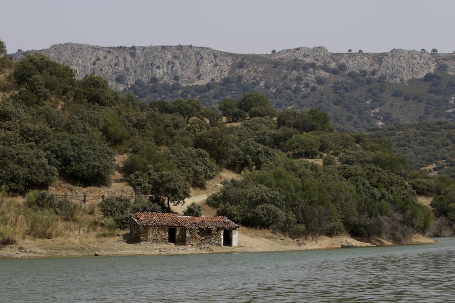 El nuevo tramo navegable permite mirar el Salto del Gitano desde una perspectiva hasta ahora inédita