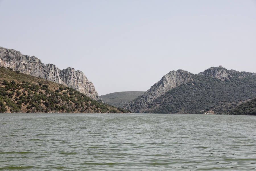 El nuevo tramo navegable permite mirar el Salto del Gitano desde una perspectiva hasta ahora inédita