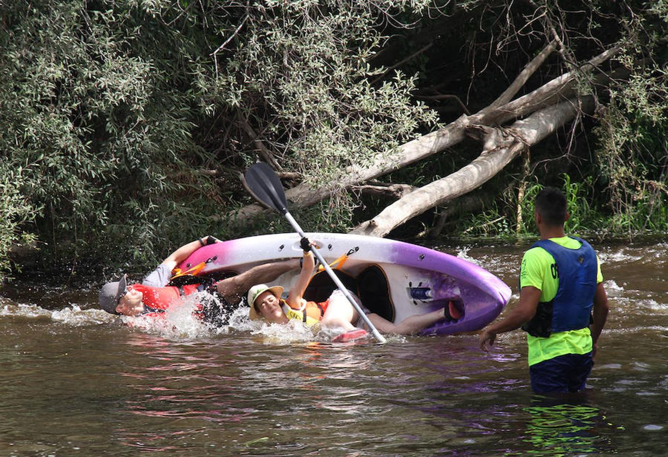 Recorrieron casi 19 kilómetros  entre el puente de la Macarrona de Riolobos y el de Hierro de Coria