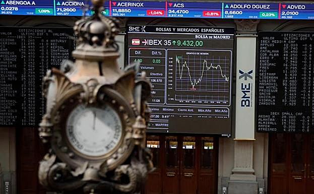 El Ibex-35 baja un 1,92% en su tercera semana seguida de pérdidas