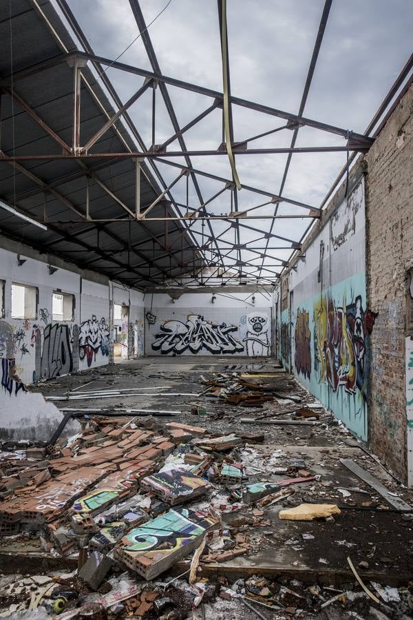 Fragoso no ha avanzado en convertirlo en un centro joven mientras el recinto entra en declive y los adolescentes entran cada día