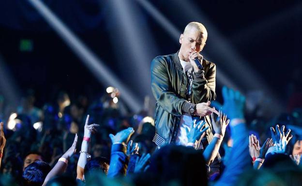 El rapero Eminem durante un concierto.