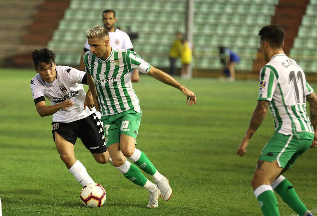 El conjunto de Setién derrota al Mérida en un amistoso en el que lució la calidad de sus figuras ofensivas