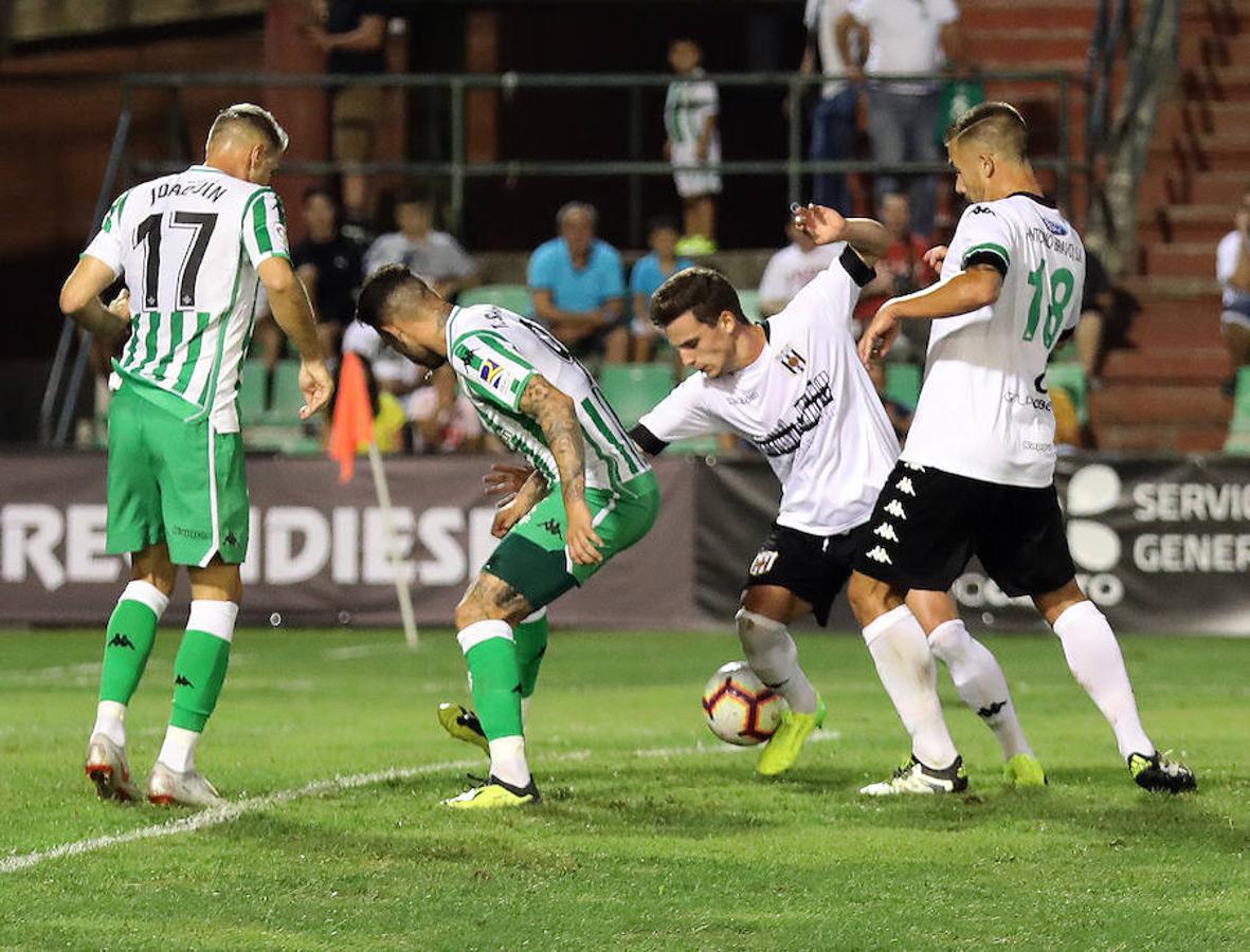 El conjunto de Setién derrota al Mérida en un amistoso en el que lució la calidad de sus figuras ofensivas