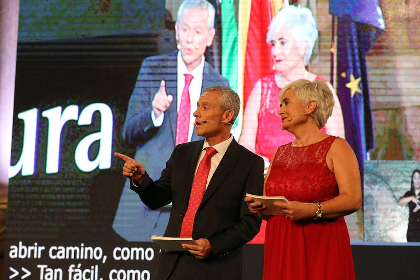 La reivindicación de la figura de la mujer y su importancia en la sociedad, la acción cultural en la región, y la alabanza a las personas que dedican su trabajo a ayudar a los más desfavorecidos han supuesto algunos de los puntos de atención en la ceremonia de entrega de las Medallas de Extremadura 2018