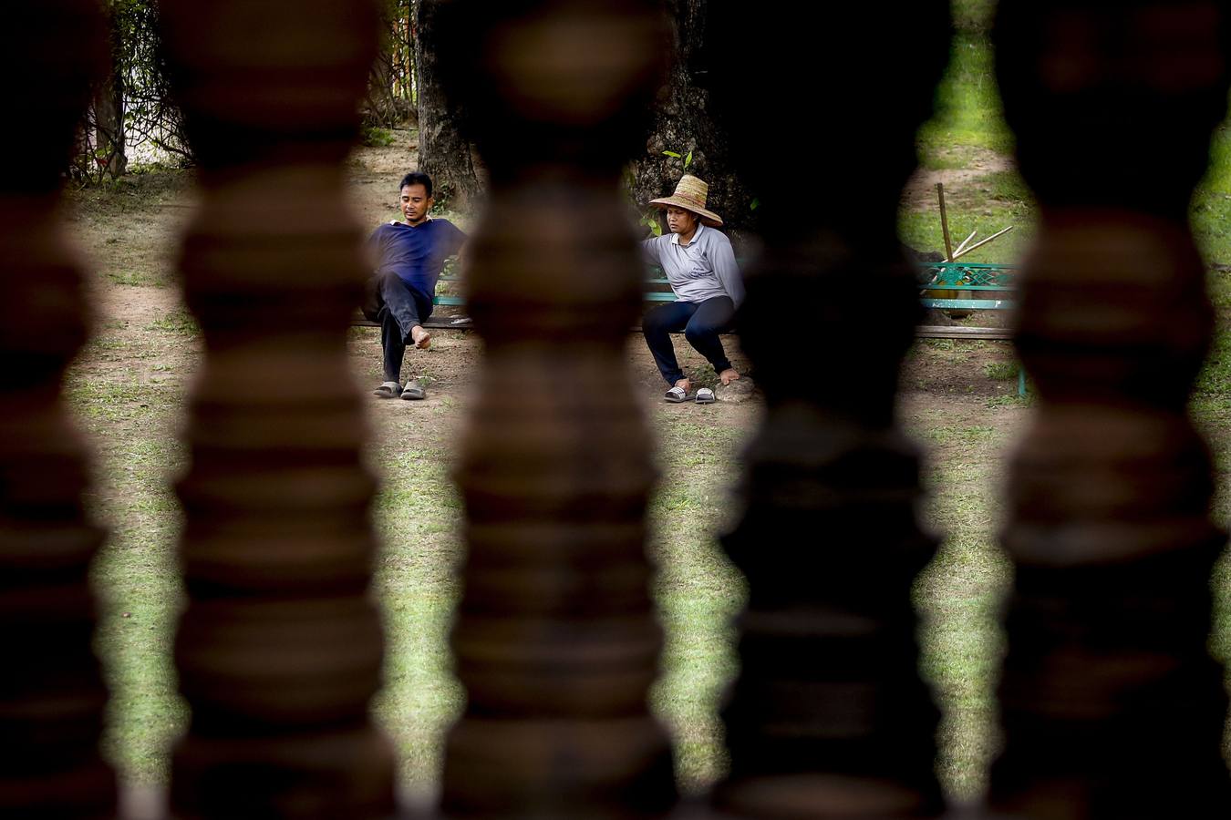 Situada a unos 300 kilómetros al noreste de Bangkok y 260 kilómetros al noroeste de Angkor, Phimai era una antigua ciudad jemer rodeada por todos lados por fosos y muros que lo rodeaban, de los cuales aún quedan vestigios. Situado en el centro de la ciudad, Prasat Phimai era un santuario budista Mahayana originalmente construido en el siglo 11 después de que una gran parte del Reino Budista de Dhvaravadi fue conquistada. Ahora es conocido como Prasat Hin Phimai o Phimai Stone Castle y es el mayor santuario de arenisca en Tailandia, mide más de 1,000 metros de largo y 600 metros de ancho y su pagoda principal tiene una impresionante altura de 28 metros