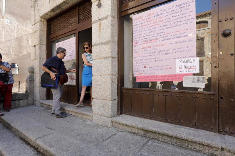 Se cumple la diligencia judicial que devuelve el local al Ayuntamiento de Cáceres y que formará parte de la cafetería Jardín de Ulloa