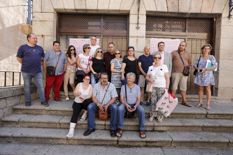 Se cumple la diligencia judicial que devuelve el local al Ayuntamiento de Cáceres y que formará parte de la cafetería Jardín de Ulloa