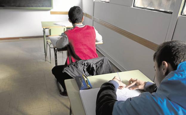 UGT exige un aumento de la plantilla de orientadores en centros educativos