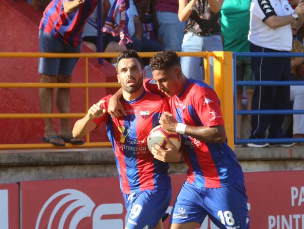 Extremadura - Cádiz: resultado y goles en directo - LaLiga 123