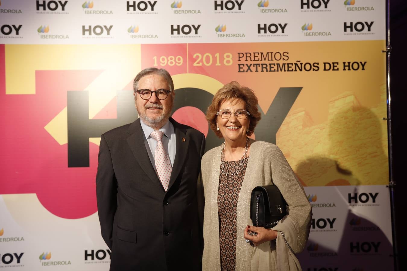 Los invitados pasaron por el photocall antes del comienzo de la gala