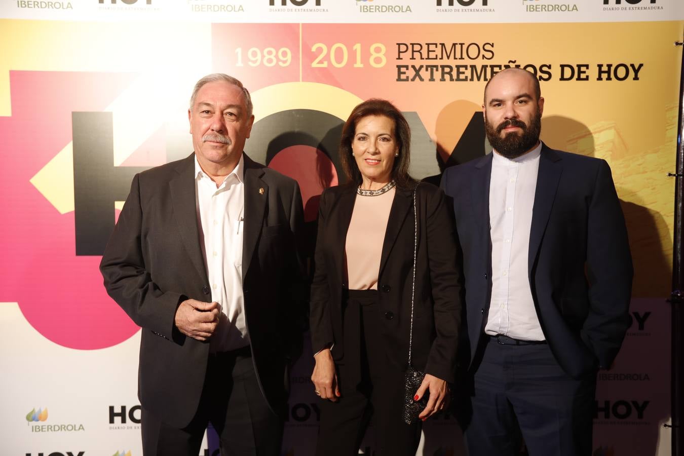 Los invitados pasaron por el photocall antes del comienzo de la gala
