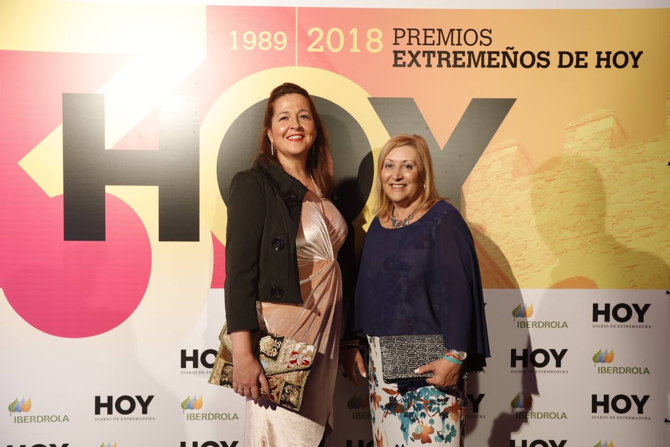 Los invitados pasaron por el photocall antes del comienzo de la gala