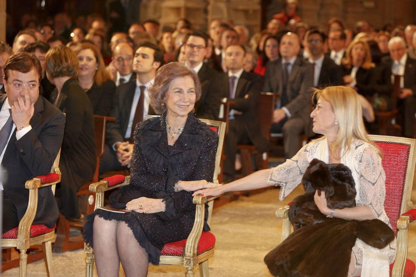 La reina Sofía en el concierto de Música Barroca celebrado en la Concatedral de Santa María de Cáceres en el año 2017.