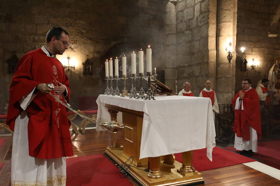 La Basílica de Santa Eulalia de Mérida ha acogido este viernes la celebración de una misa hispano mozárabe 
