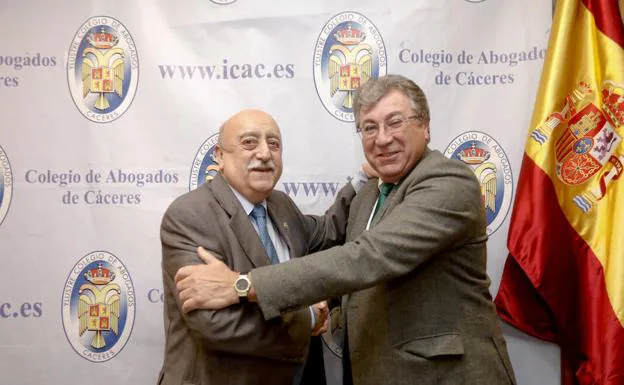 Juan José Flores Gómez es elegido decano del Colegio de Abogados de Cáceres  