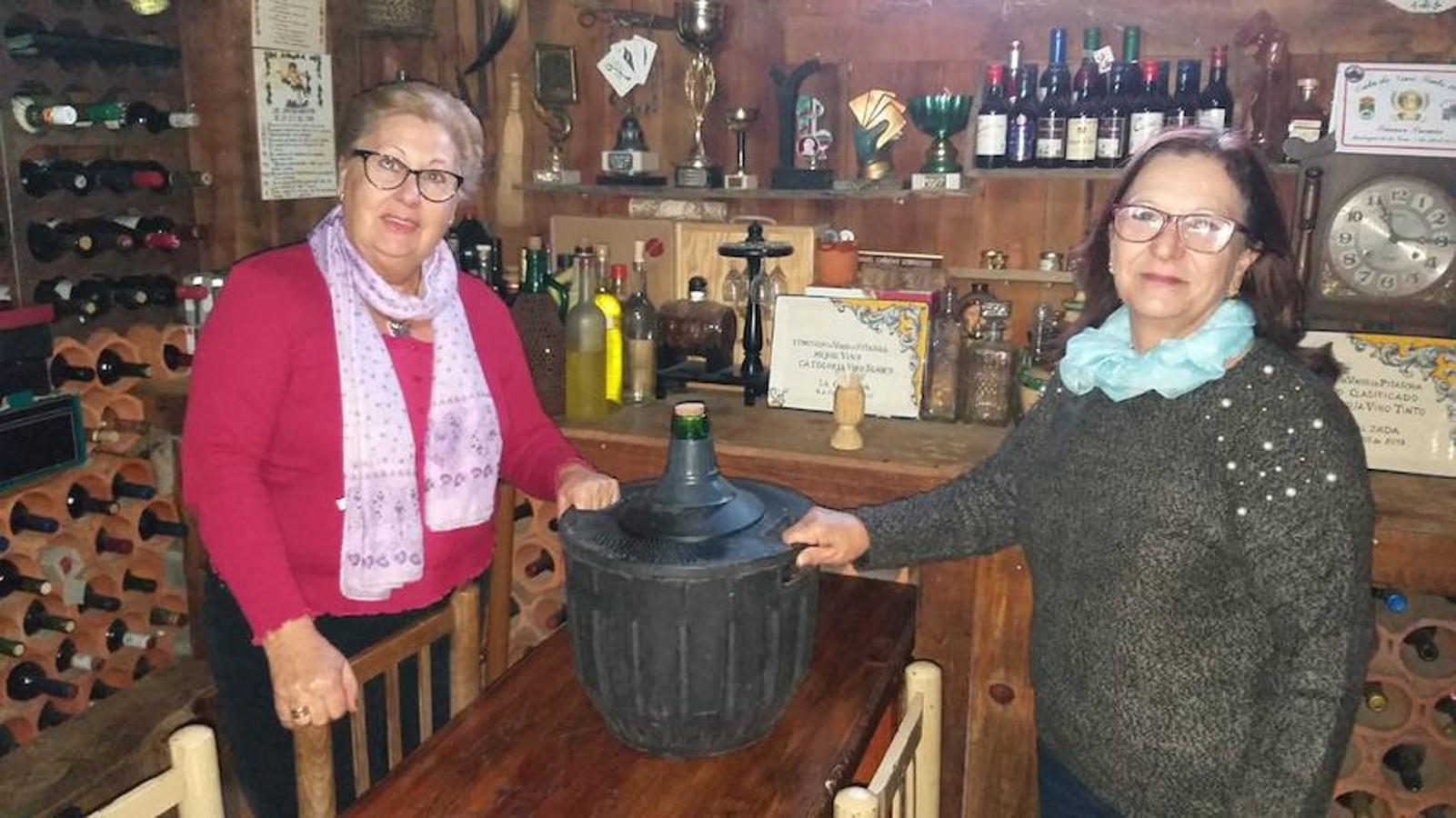 La Asociación de Pitarreros de la Vera explica cómo producir buenos caldos artesanales