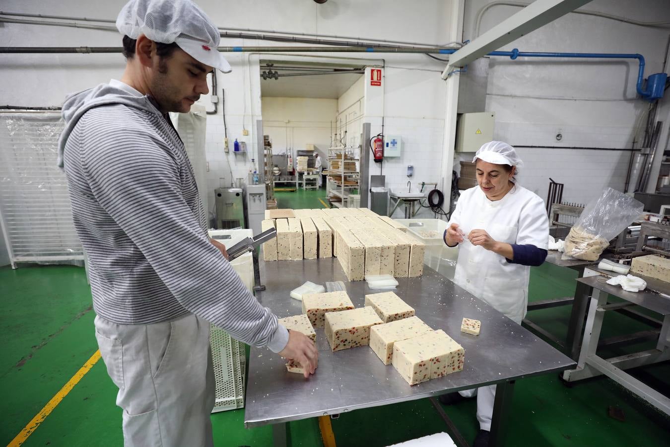 El cultivo de la almendra no alcanza su techo. La rentabilidad sigue siendo muy elevada debido a la alta demanda de un mercado que, además, aprecia singularmente la calidad de las variedades que se desarrollan en Extremadura.