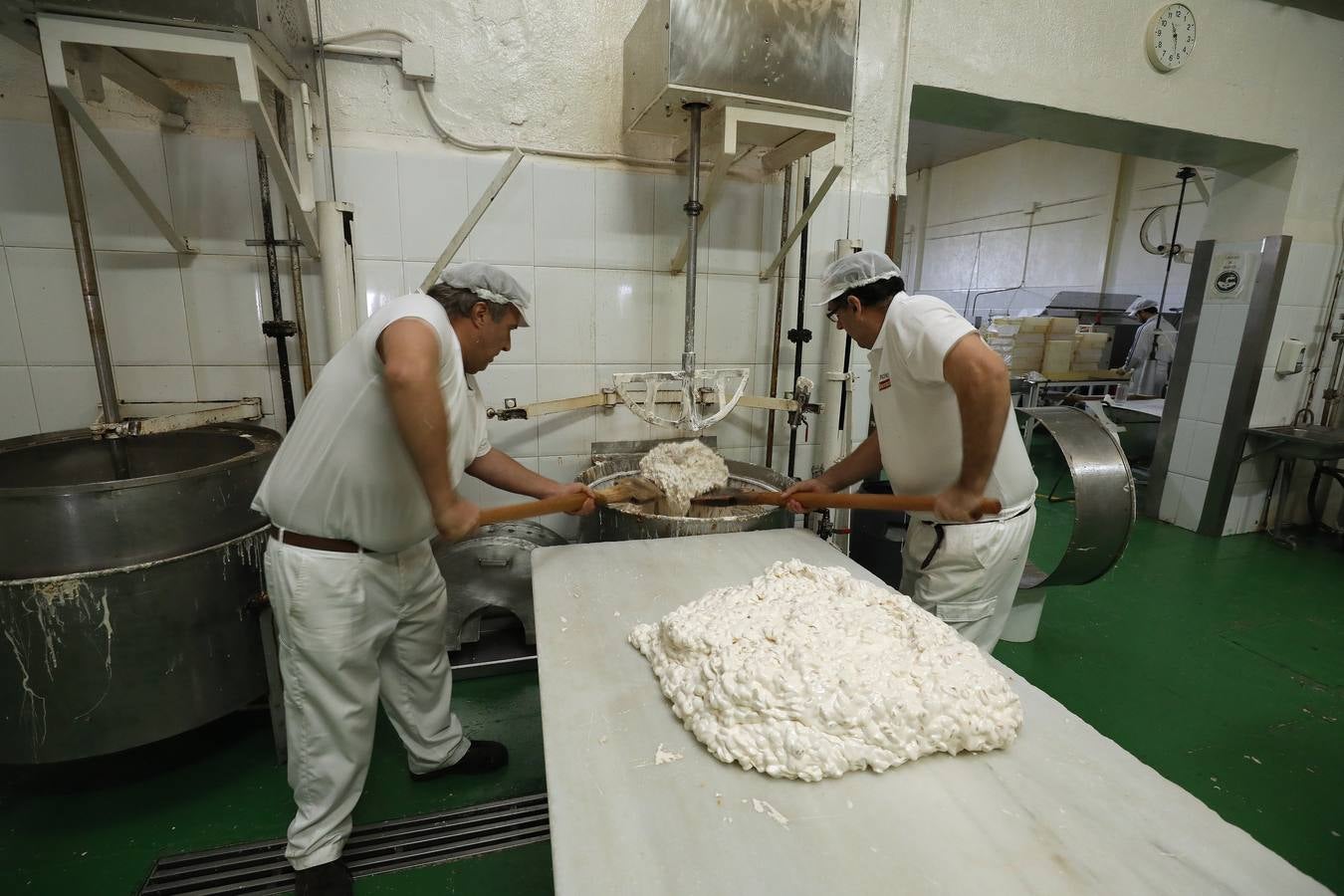 El cultivo de la almendra no alcanza su techo. La rentabilidad sigue siendo muy elevada debido a la alta demanda de un mercado que, además, aprecia singularmente la calidad de las variedades que se desarrollan en Extremadura.