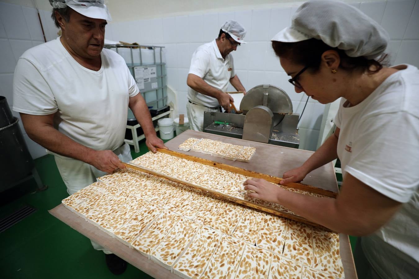 El cultivo de la almendra no alcanza su techo. La rentabilidad sigue siendo muy elevada debido a la alta demanda de un mercado que, además, aprecia singularmente la calidad de las variedades que se desarrollan en Extremadura.