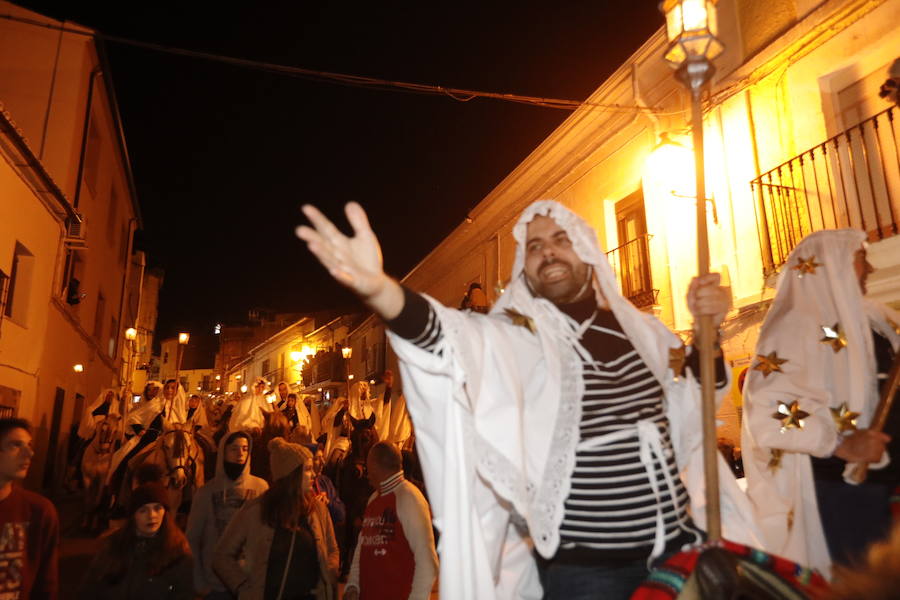 Fotos: La Encamisá: Una noche mágica en Torrejoncillo