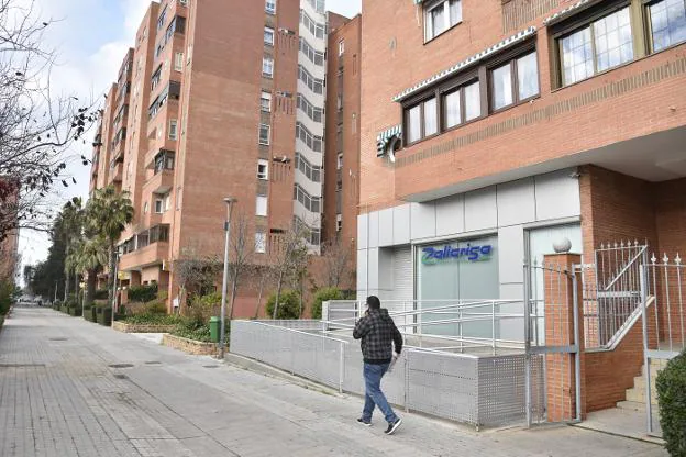 La sede central de la empresa se encuentra en la calle Miguel Pérez Carrascosa de Badajoz. :: j. v. arnelas