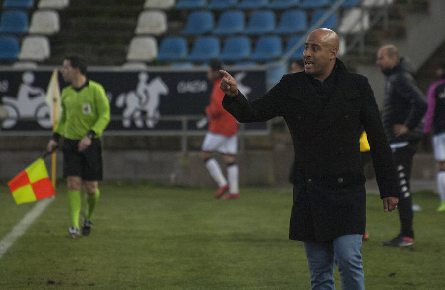 Los blanquinegros regalan a su afición una goleada a la que Éder Díaz, con un tanto de tacón, y José Ángel, con otro de chilena, pusieron broche de oro