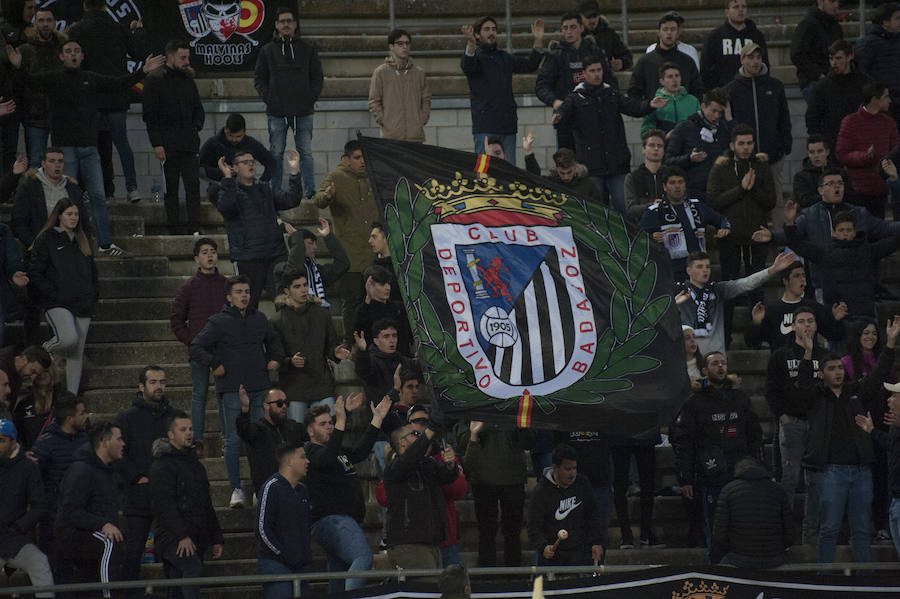 Los blanquinegros regalan a su afición una goleada a la que Éder Díaz, con un tanto de tacón, y José Ángel, con otro de chilena, pusieron broche de oro